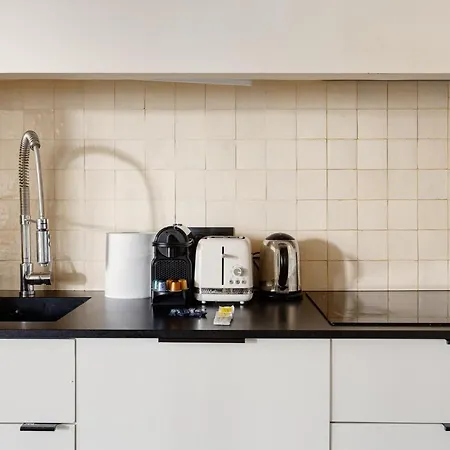 The Marais & Docks View * باريس