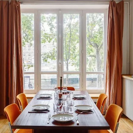 شقة The Marais & Docks View باريس